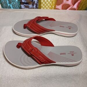 Women's Clark's Breeze Sea flip flops, size 10, red